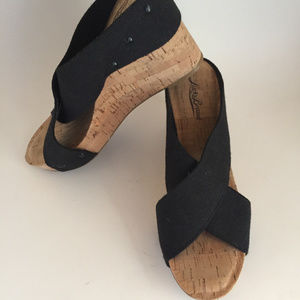 NWOT Lucky Brand Mill 2 Black Linen Elastic Wedges